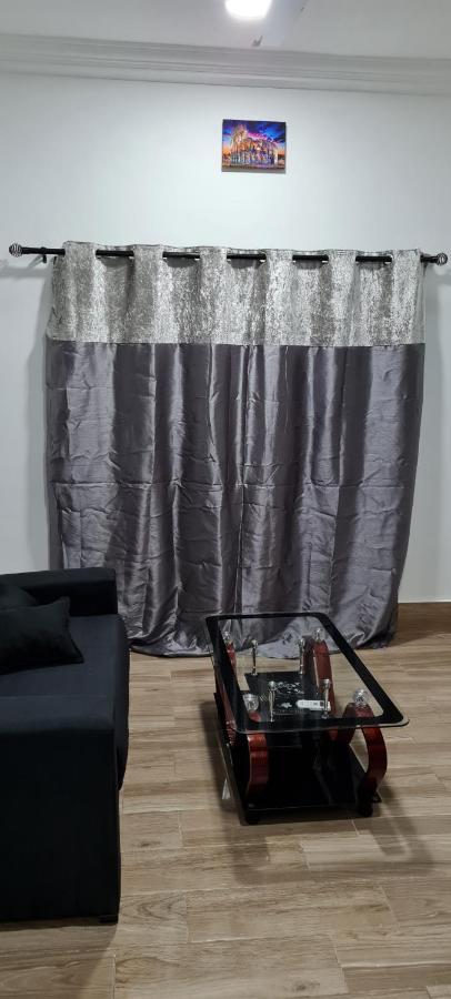 Nesta Barron -Home Away From Home North Legon Zewnętrze zdjęcie